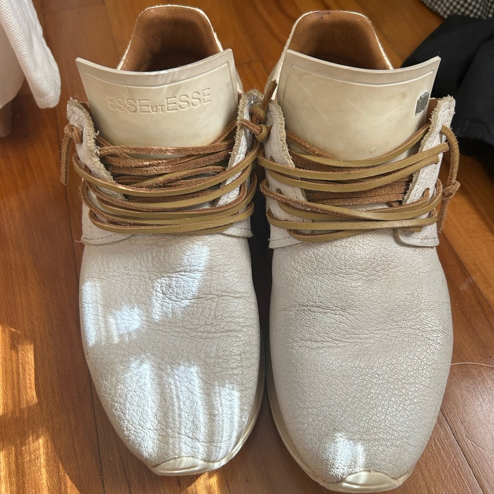 Esse Ut Esse White Sneakers